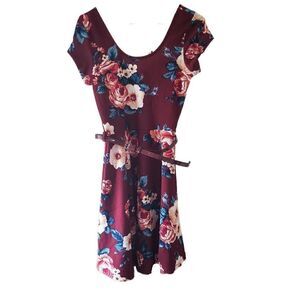🌸New Iris Burgundy Floral Short Sleeve Fit & Flare Dress with Belt